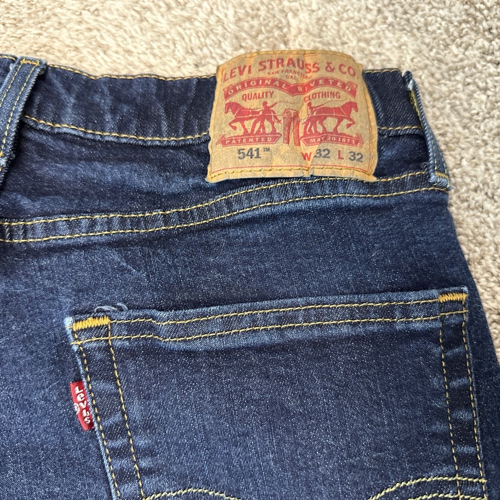 Levi's 541 Athletic Taper Men's Jeans 32X32 Dark Blue W32/L32 Denim Stretch - Picture 4 of 7